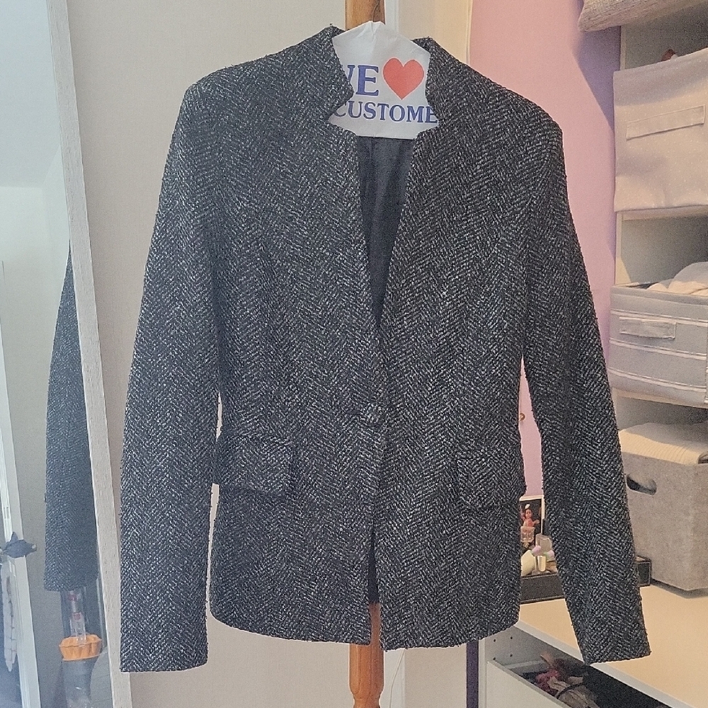 Chic Black Tweed Blazer